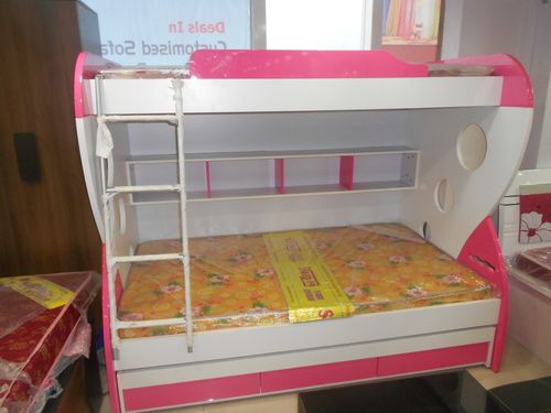 Semi-Automatic Baby Bed