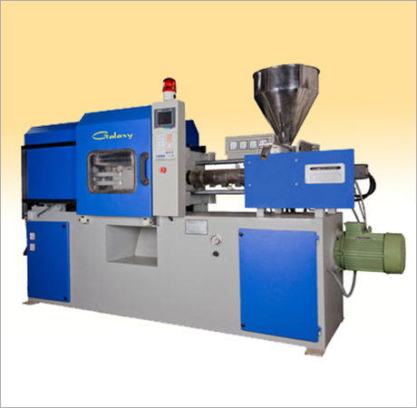 Screw Type Plastic Injection Moulding Machine