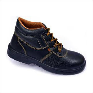 Industrial Safety Shoes - Optimum Quality Leather, Various Sizes and Finishes | Chemical Resistant, Anti-Static, Comfortable, Non-Abrasive Sole