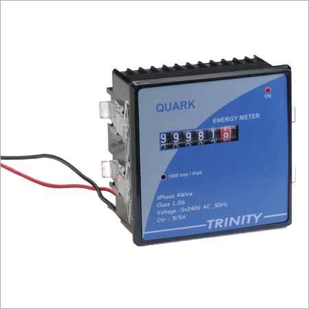 Digital Three Phase Energy Meter - Superlative Quality Components | Robust Build, Precise Functioning, Customized LCD Display