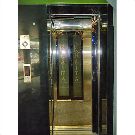 Green/White Freight Elevator