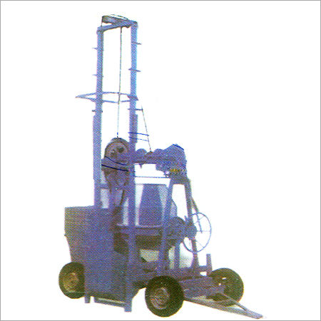 As Per Requirement Hydraulic Concrete Mixer