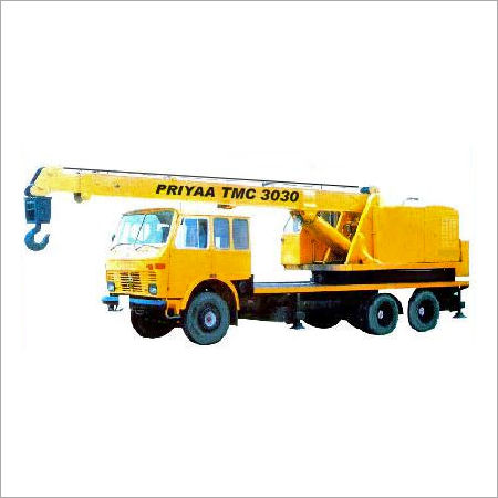 Hydraulic Truck Cranes - High-Grade Steel, Versatile Operation , High Lifting Functionality and Minimal Maintenance