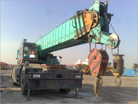 Rough Terrain Cranes