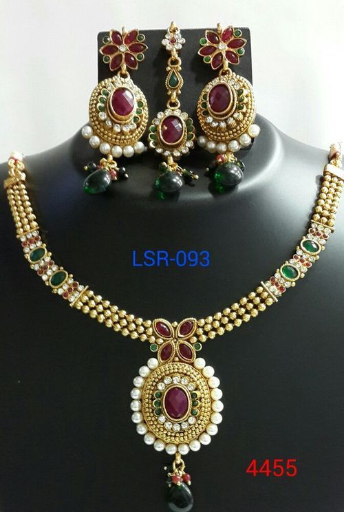 Kundan Necklace Sets