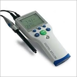 Portable pH Meter - Advanced Mechanisms with Automatic Temperature Compensation, USB Data Transfer Capability & Simultaneous pH and Temperature Display