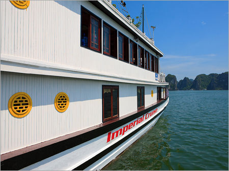 Luxury Outside Cruise By ASIA PLATFORM TRAVEL