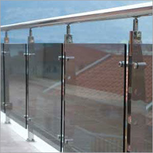 Balustrade Glass & Steel Railing