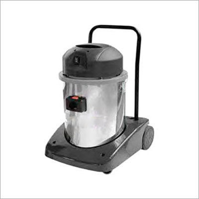 Professional Dry Vacuum Cleaners