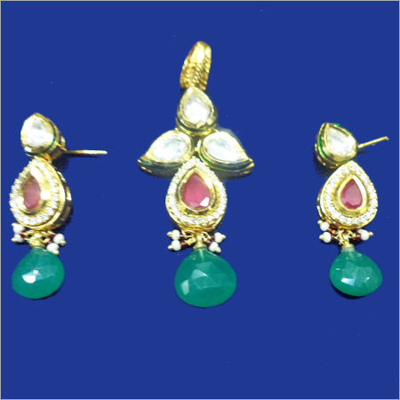 Gold Pearl Pendant Sets