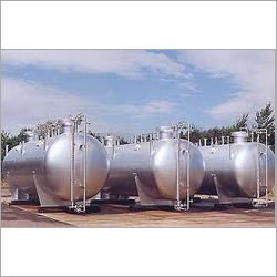 Hot Water Storage Tank - High-Grade Corrosion Resistant Material,  Diverse Capacities | Robust Design, Low Maintenance Requirements