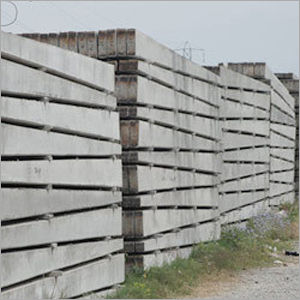 Plain Cement Concrete Poles