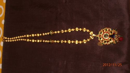 Handmade Costume Necklace Self Aligning