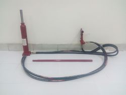 Hydraulic Jack for E- Rickshaw Loader