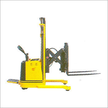 Reach Electric Stacker