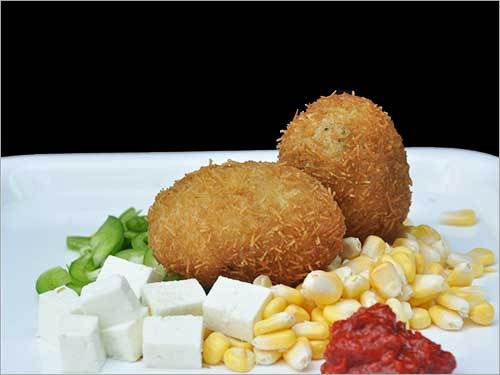 Paneer Roll - Quality Approved Paneer, Crispy Texture , Rich Aroma and Delicious Freshness