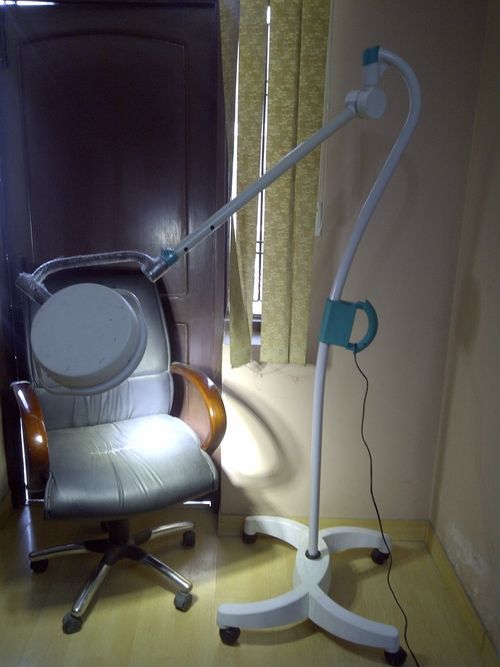 Multdicolour Available Minor Surgery Lamp