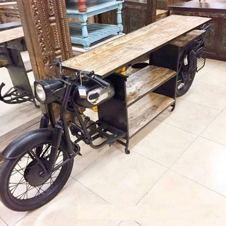 Automobile Table With 2 Shelves