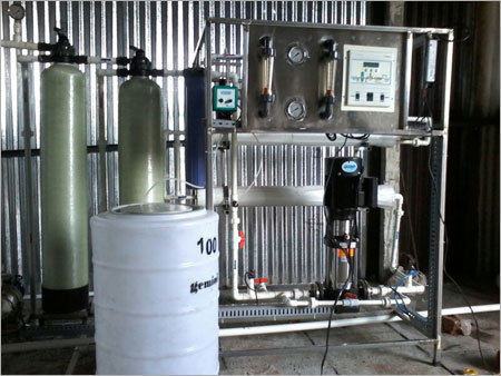 Ideal Water Treatment Plants Bore Size: 65.00 Mm