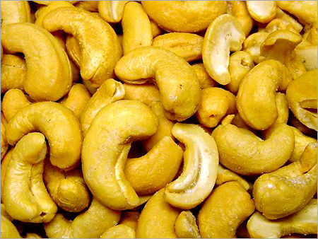 Cashew Nuts - Premium Quality, Natural Flavor , Long Shelf Life, Rich Taste, Purity