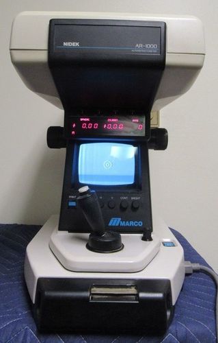 Nidek AR-1000 Auto Refractometer