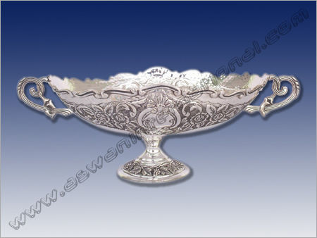 Oval Embossed Big Fruit Dish