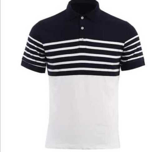 कॉटन मेन कॉलर वाली टी शर्ट्स