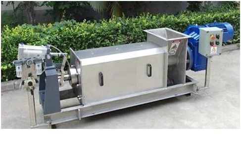 Semi Automatic Grade Screw Press Dewatering, Juicing Machine