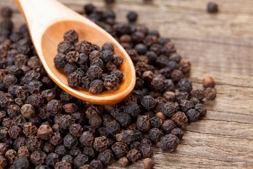 Black Pepper Seeds Grade: Spices