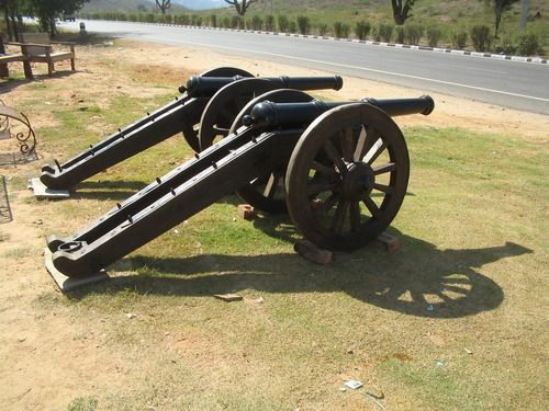 Royal Decorative Iron Barrel Cannon