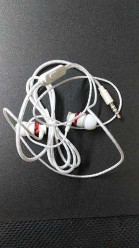 White In Ear High Base Earphone