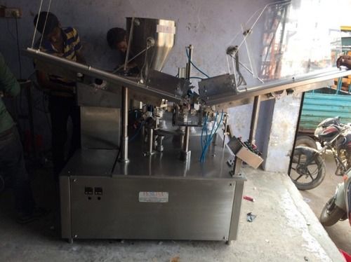 High Performance Automatic Bottle Filling Machine