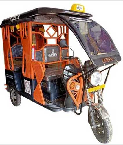 Three Wheeler E Rickshaw Size: 2790*990*1750 Mm