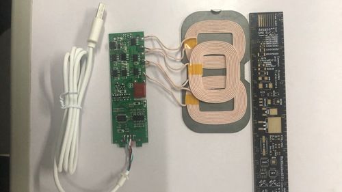 Green Zeepower 10W Three Coil Qi Wireless Charger Pcb