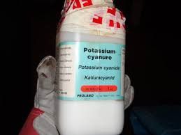 Potassium Cyanide - High Purity, KCN Formula 65.12 g/mol, Melting Point 634.5A C, Boiling Point 1,625A C | Ideal for Gold Mining, Organic Synthesis, Electroplating