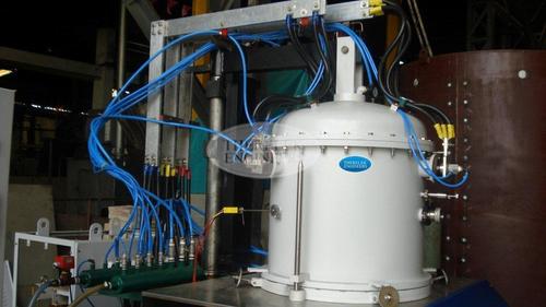 Vertical Bottom Loading Vacuum Furnace Application: Industrial