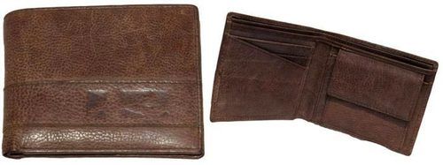 Impeccable Finish Mens Leather Wallets