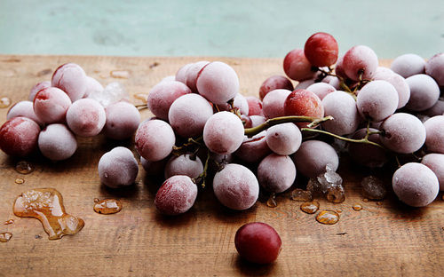 Natural Test Frozen Grape