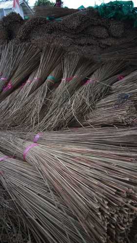 Well Dried Brooms For Cleaning