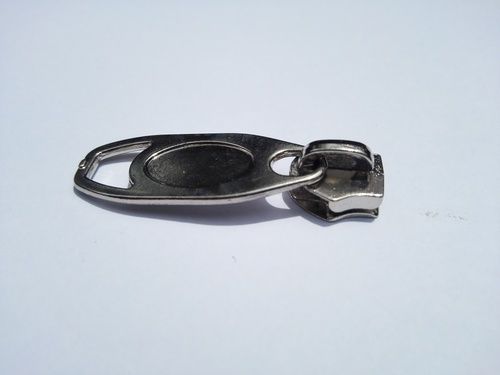 Nickel Finish Zipper Slider Application: Bags