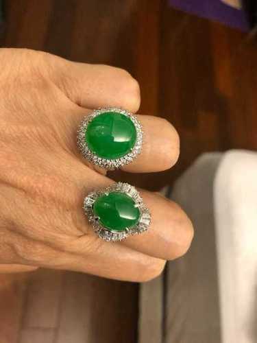 Green Jadeite Jade Finger Ring