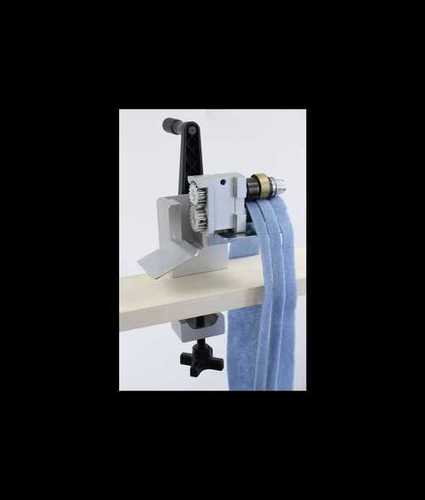 High Efficiency Semi Automatic Fabric Cutting Machine