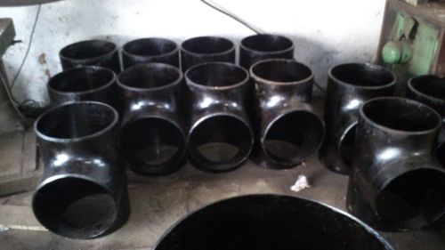 Black Japan Carbon Steel Pipe Fittings