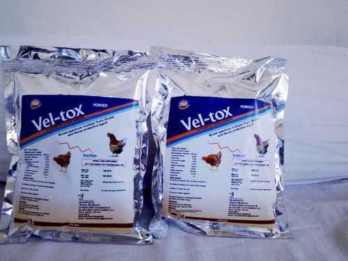 Off White Toxin Binder Poultry Feed