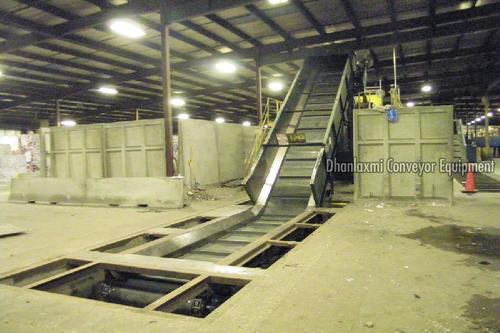 Metal Drag Conveyor System For Moving Goods