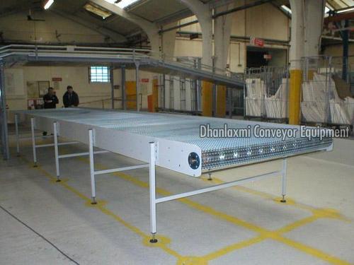 Metal Wire Mesh Heavy Duty Transportation Conveyor System For Moving Goods