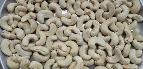 Pure W240 Cashew Nuts Broken (%): 1%