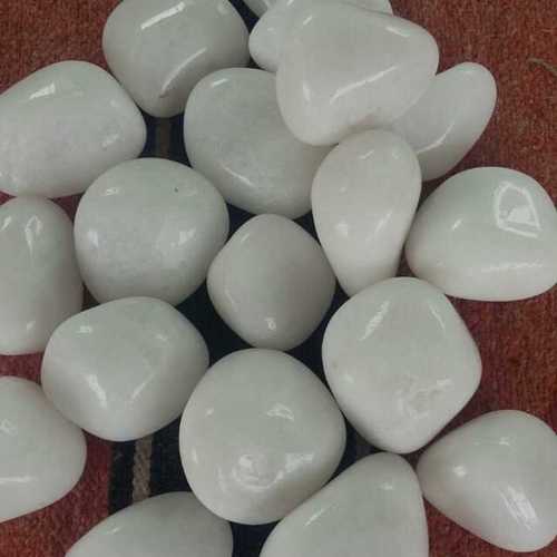 White Pebbles For Decoration Size: Various Sizes Are Available