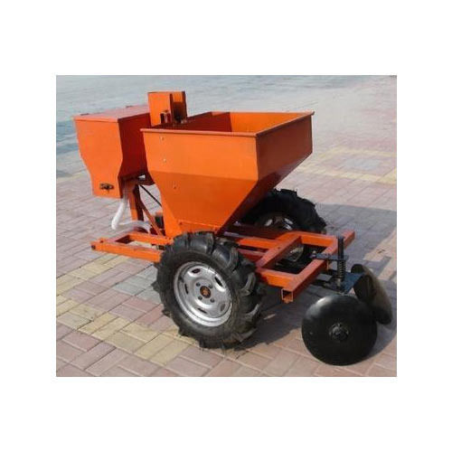 Orange Potato Planter Machine With Iron Steel