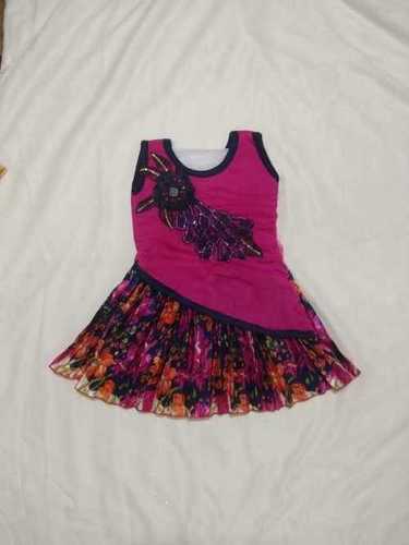 Stylish Sleeveless Girls Frock Age Group: Children